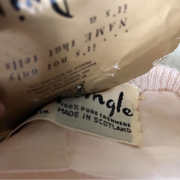 Pringle of Scotland Women’s Cream and Beaded Floral Cashmere Cardigan - Picture 8 of 8